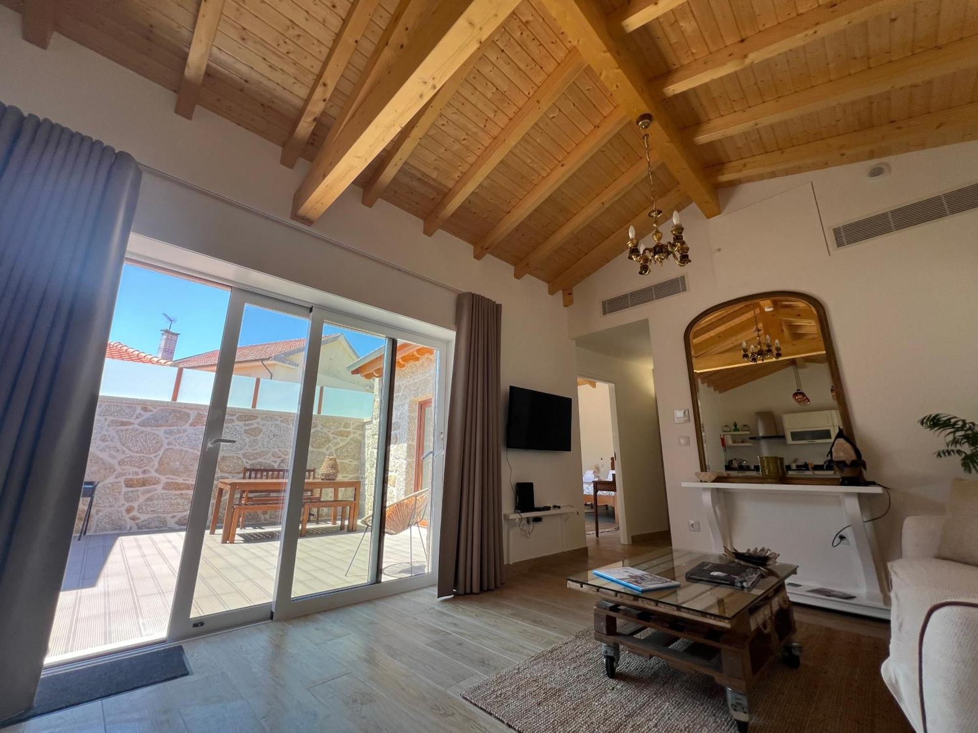 Eido De Bairros - Casa Cantinho Da Touca Arcos de Valdevez Exterior foto